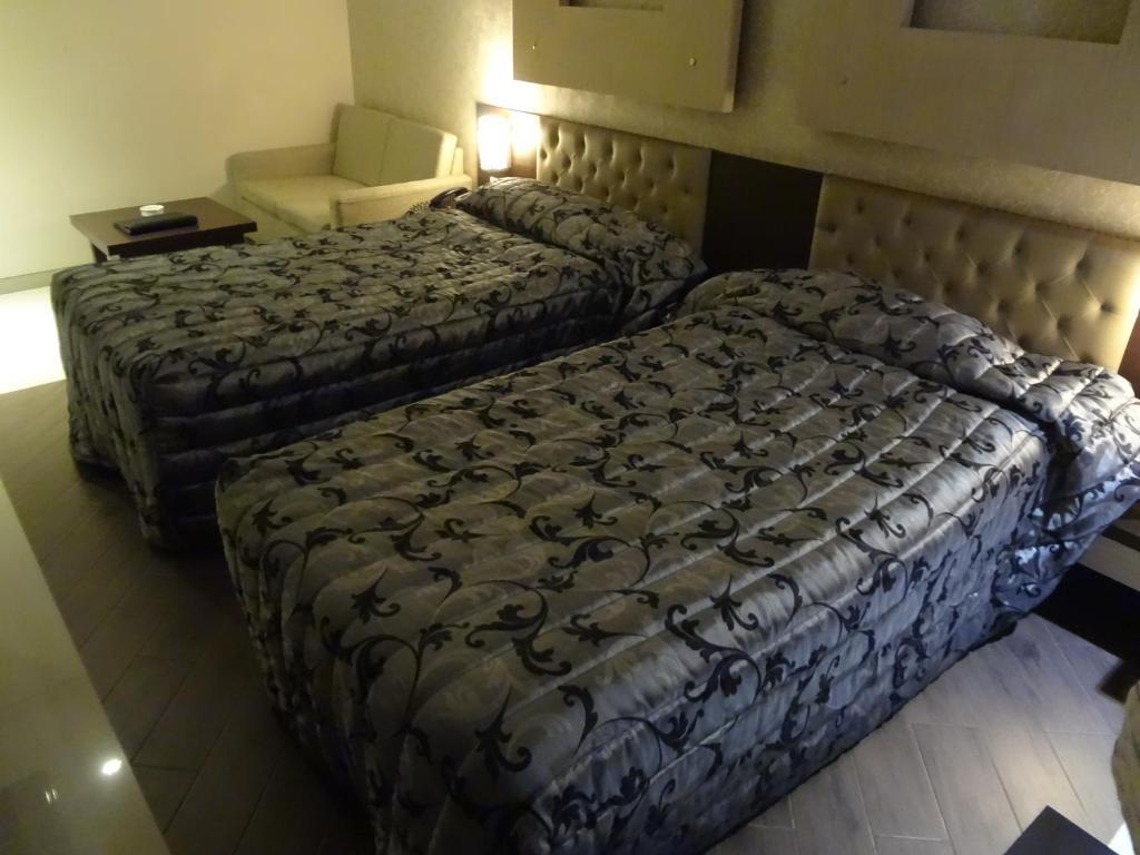 ת'יין Hotel Capitol מראה חיצוני תמונה