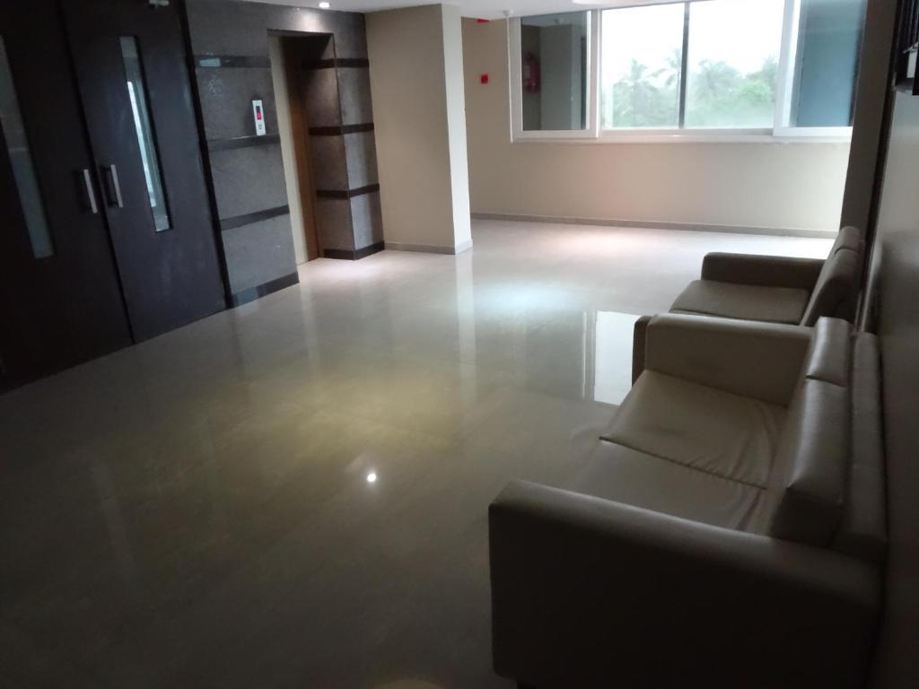 ת'יין Hotel Capitol מראה חיצוני תמונה