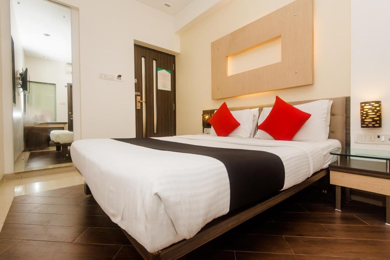 ת'יין Hotel Capitol מראה חיצוני תמונה