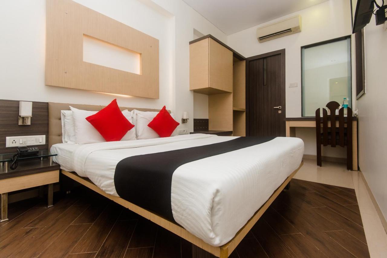 ת'יין Hotel Capitol מראה חיצוני תמונה